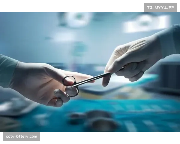 孔多比亚小腿拉伤缺阵，马赛中场屏障告急