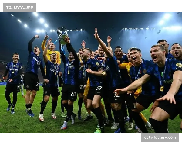 国米训练课重点演练定位球,应对米兰高空防线 国米训练课重点演练定位球,应对米兰高空防线